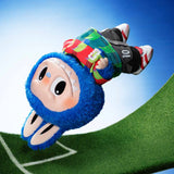 THE MONSTERS × FIFA Series – Catch The Win Vinyl Plush Doll (Edición especial)