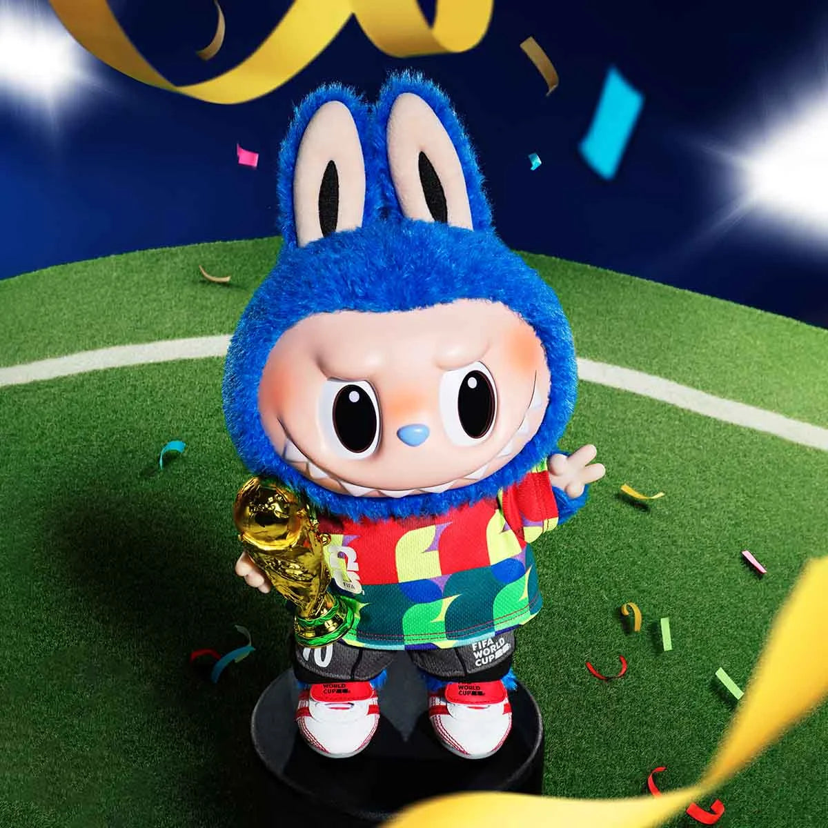 THE MONSTERS × FIFA Series – Catch The Win Vinyl Plush Doll (Special Edition)