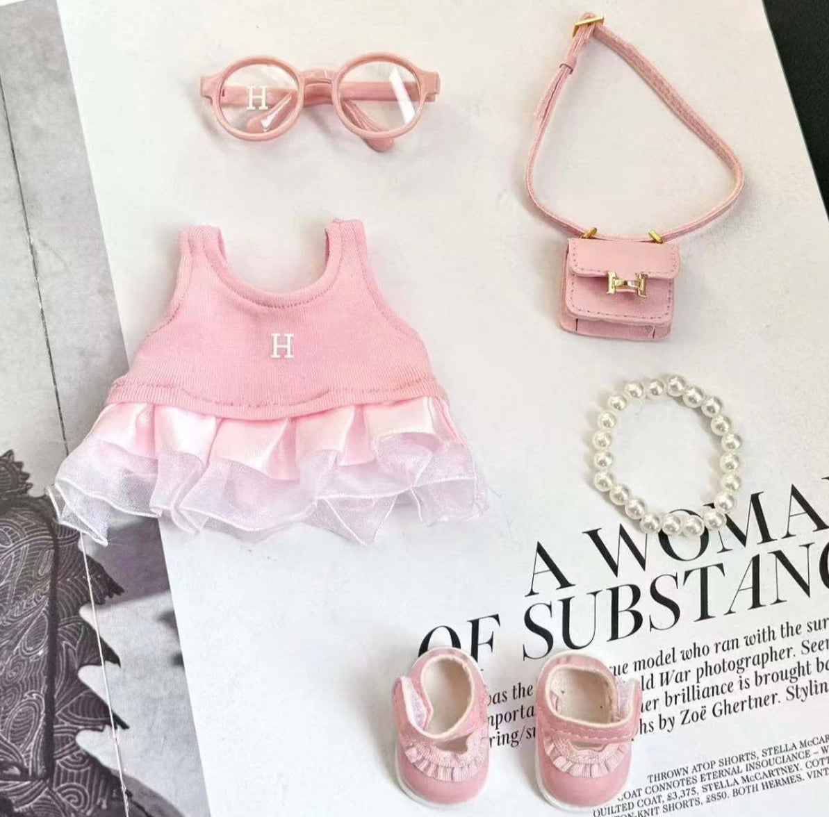 Pink Hermès-tyloutfit med elegant look