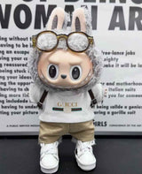 Gucci-outfit i afslappet streetwear-stil